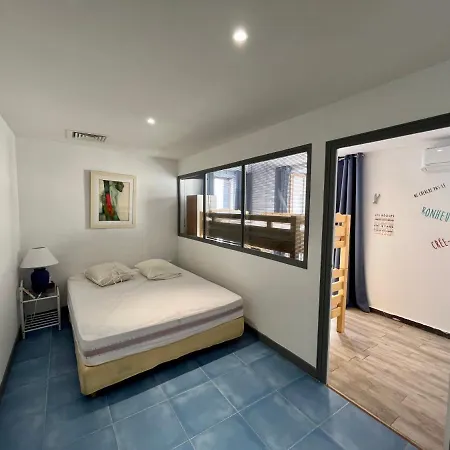 De Standing Au Port Climatise, Centre-ville, Proche Et Commerces Καλβί