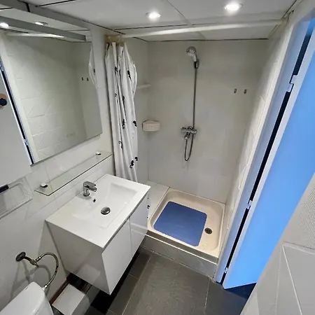 De Standing Au Port Climatise, Centre-ville, Proche Et Commerces Καλβί